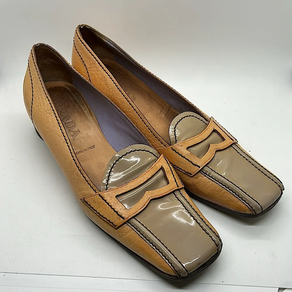Prada Authenticated Vintage Tan Block Heel Loafer Shoes **Sz 39/US Size 9**🌸🌸 - Picture 1 of 13